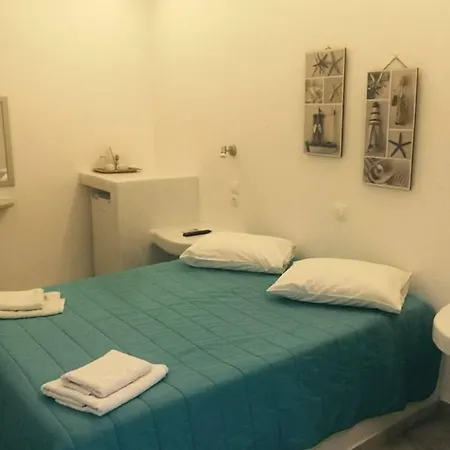 Aparthotel Evagelia's Place 4*